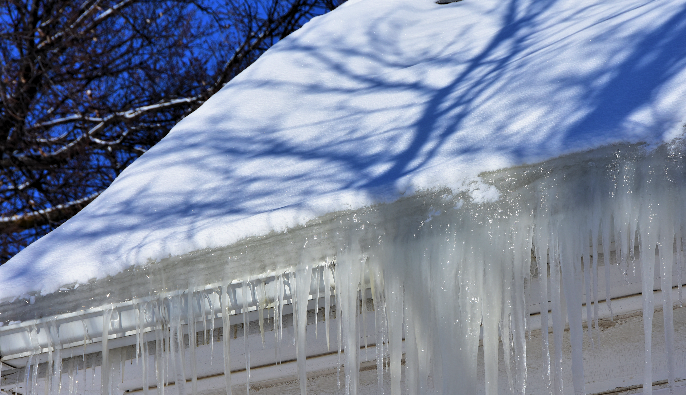 ice-dams-gutters-rockland-ct